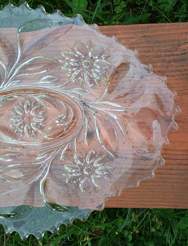 Antigua Fuente de cristal ovalada