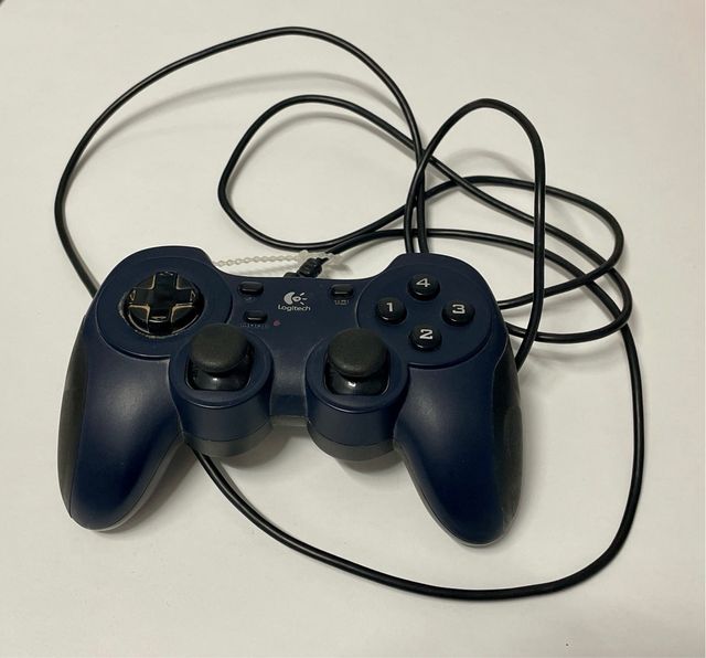Logitech Dual Action gamepad