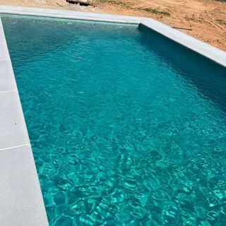 REFORMAS Y CONSTRUCCIÓN DE PISCINAS