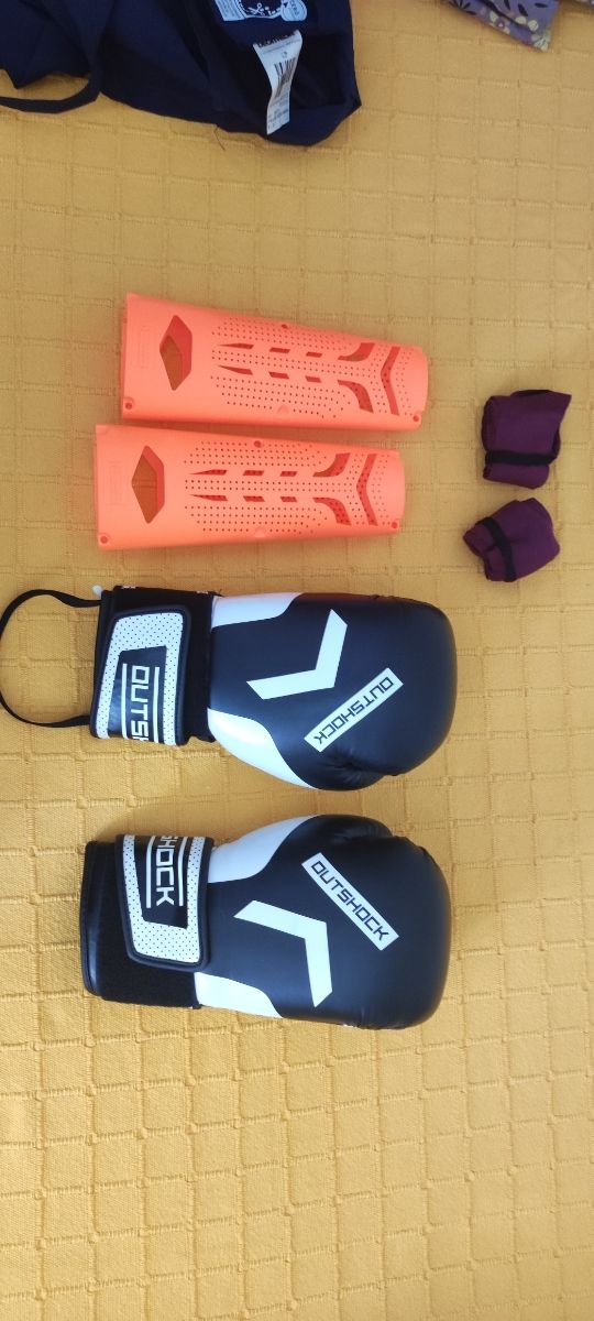 Guantes de boxeo Outshock