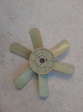 MERCEDES W115  aspas ventilador 
