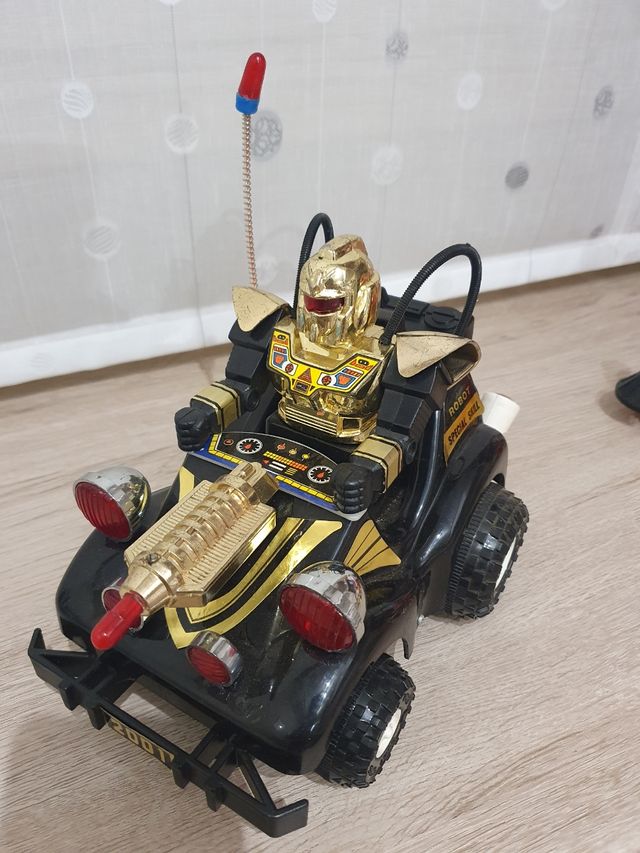 COCHE JUGUETE ROBOT SPECIAL SKILL