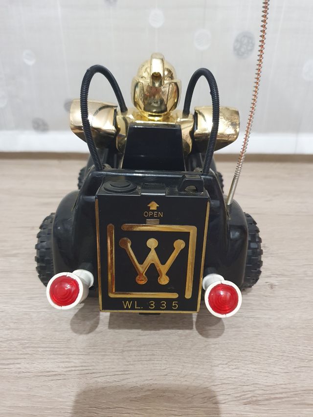 COCHE JUGUETE ROBOT SPECIAL SKILL