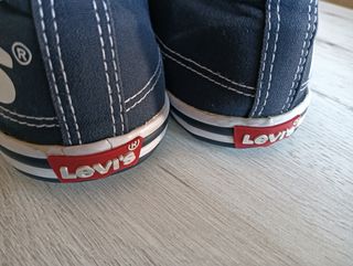 ZAPATILLA LEVIS TALLA 40