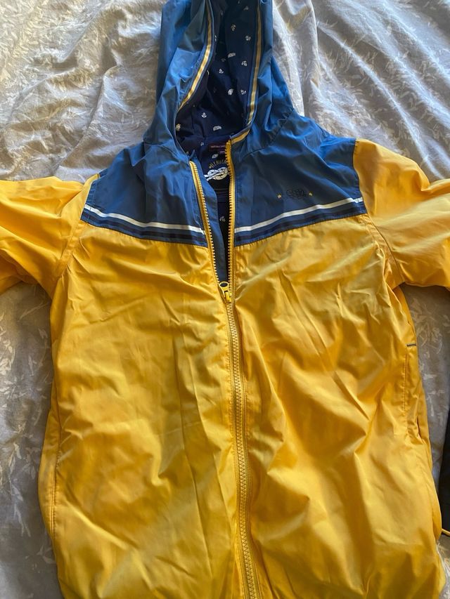 Chaqueta chubasquero