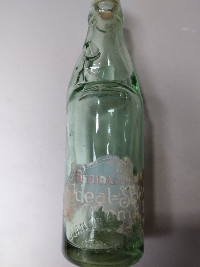 Antigua botella de refresco
