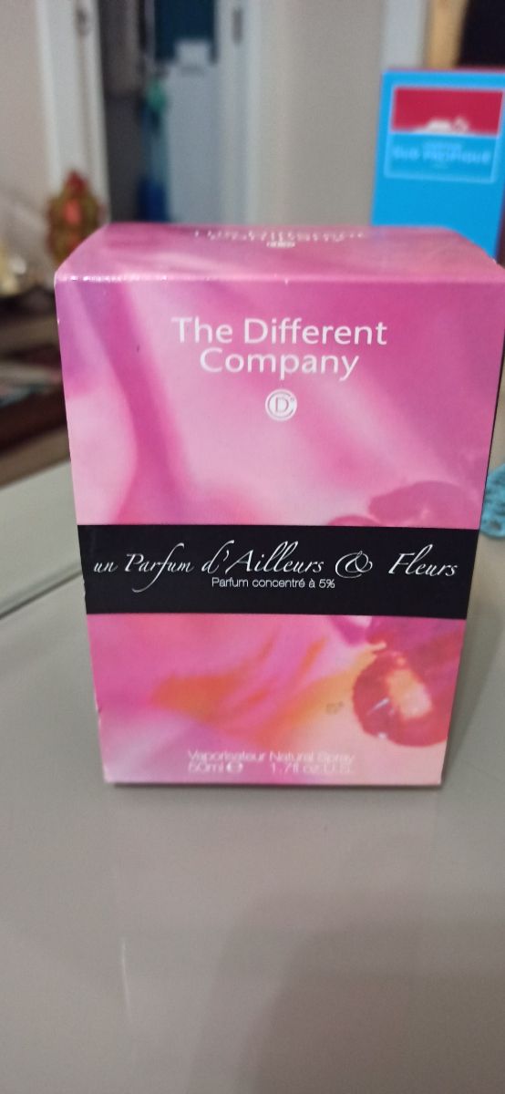 Profumo d'ailleurs et fleurs the different company