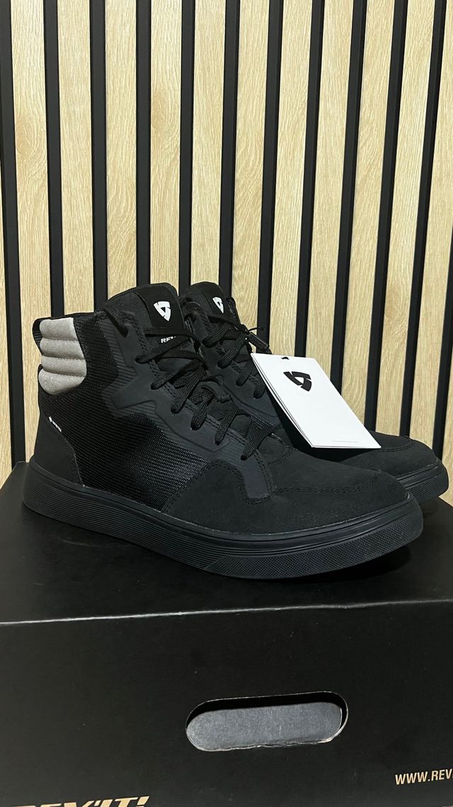 Botas moto Revit