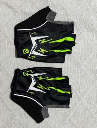 Culote L + Maillot L + guantes M ciclismo