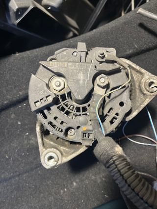ALTERNATORE OPEL MERIVA 0 124 425 021 Z 14 BENZINA