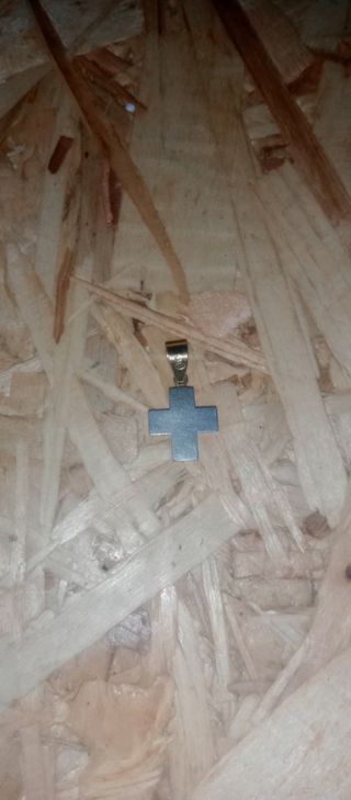 CRUZ DE ACERO Y ORO DE 18 KILATES