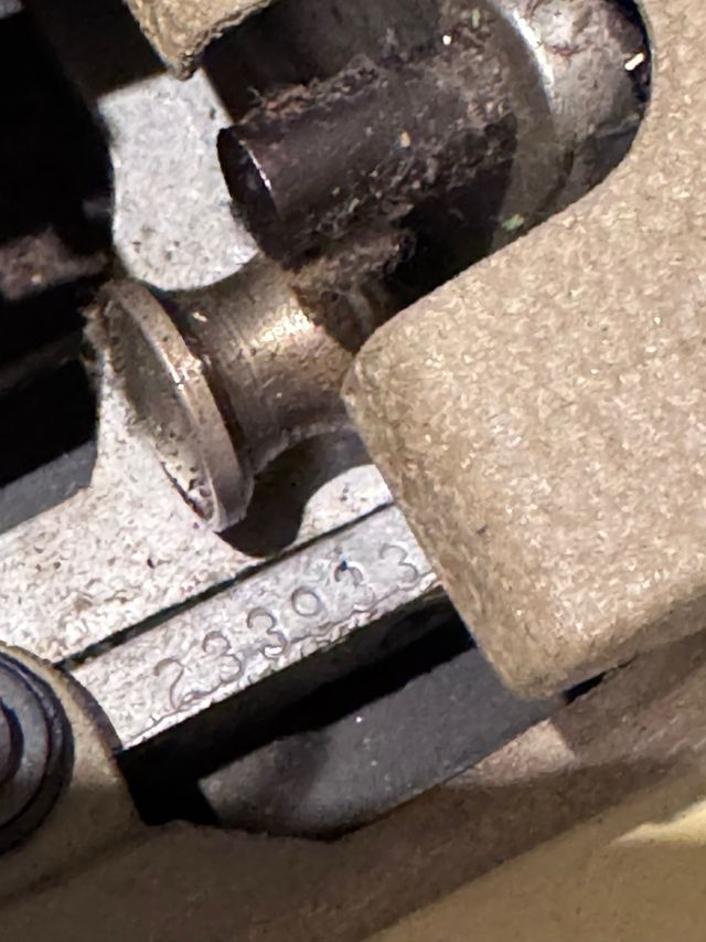 Olivetti Lettera 22 Goffrata