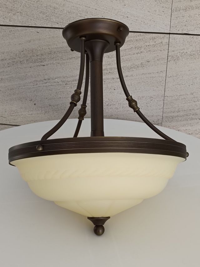 LAMPARA CLASICA DE TECHO