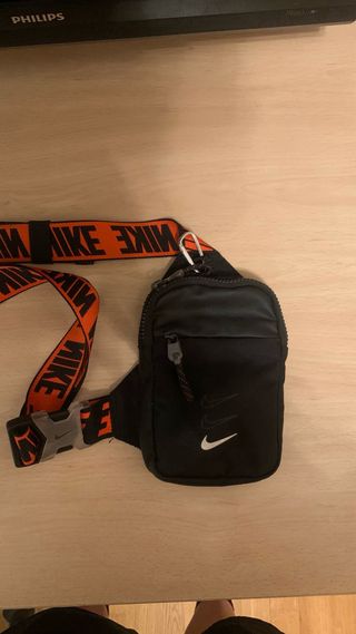 Riñonera Nike