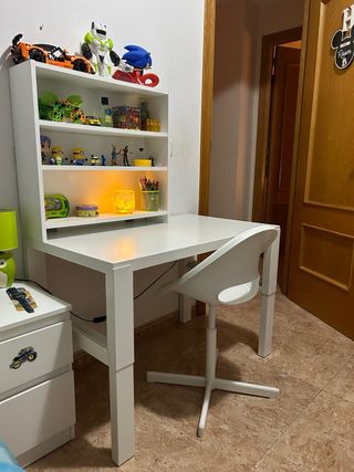 ESCRITORIO INFANTIL 