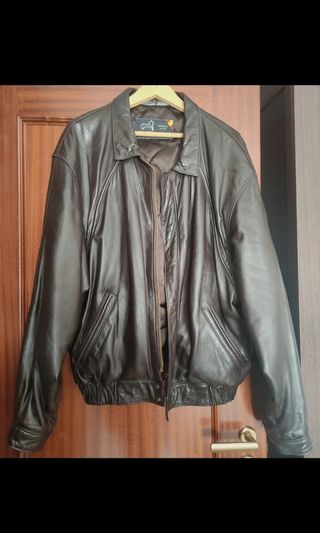Cazadora hombre de piel marrón 
