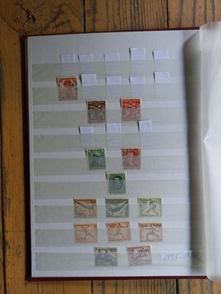 Colección de 248 sellos del Tercer Reich Alemán