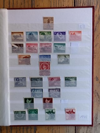 Colección de 248 sellos del Tercer Reich Alemán