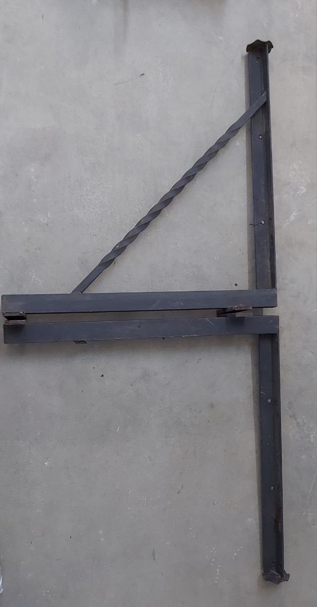 2 escuadras de hierro forjado 60 x 60 cm