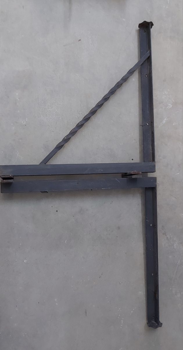 2 escuadras de hierro forjado 60 x 60 cm