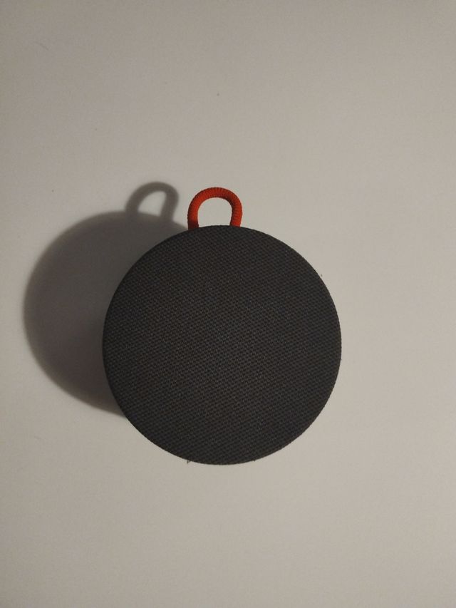 Mi portable bluetooth speaker