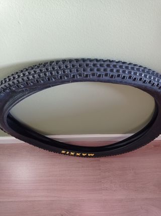 Vendo bicicleta gravel y lote de productos 