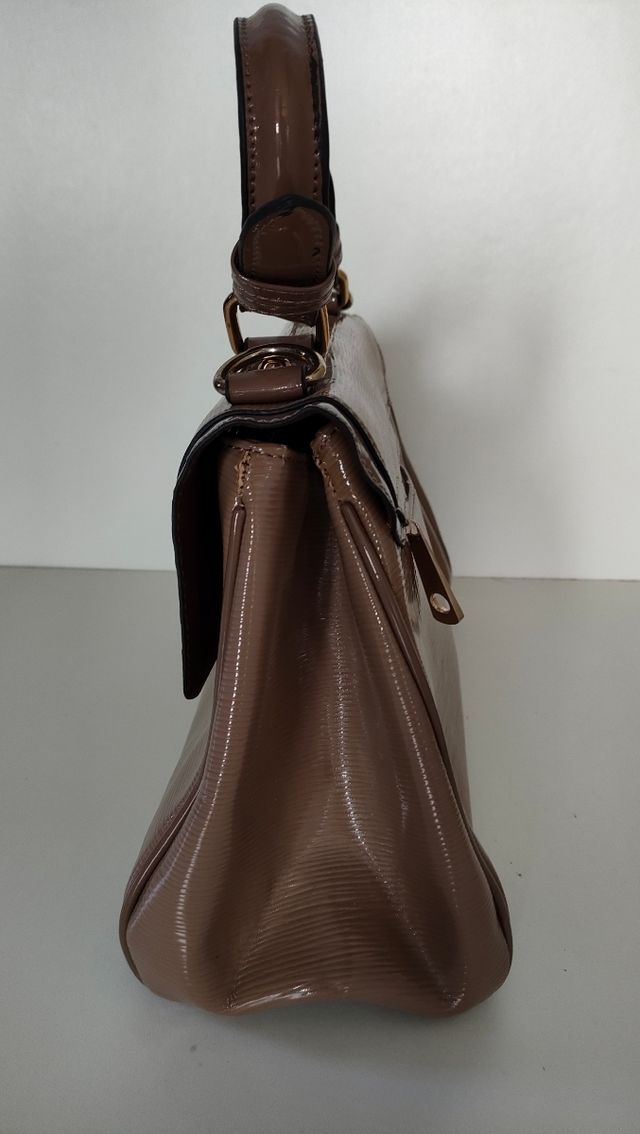 Borsetta vernice senza tracolla