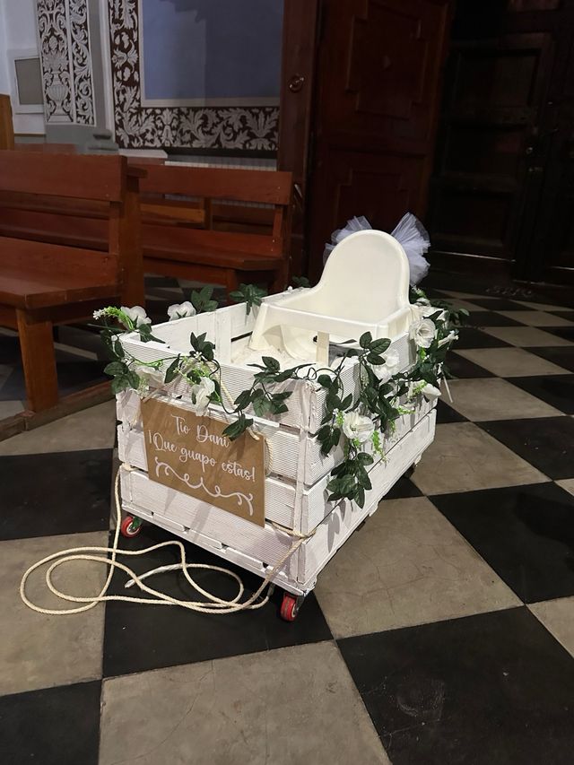 Cajon para bebe boda