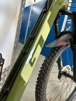 GT SENSOR CARBON EXPERT  29”