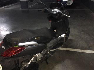 Moto Yamaha Xmax 250. ITV pasada