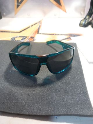 Dos gafas Quiksilver sin usar