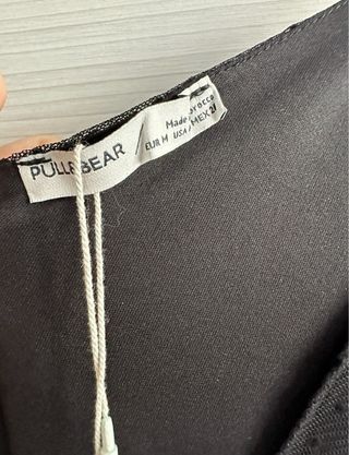 Vestido negro de Pull&Bear