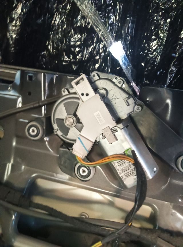 Motor limpiaparabrisas trasero