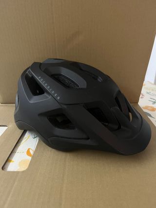 CAPACETE DE BTT ROCKRIDER PRETO