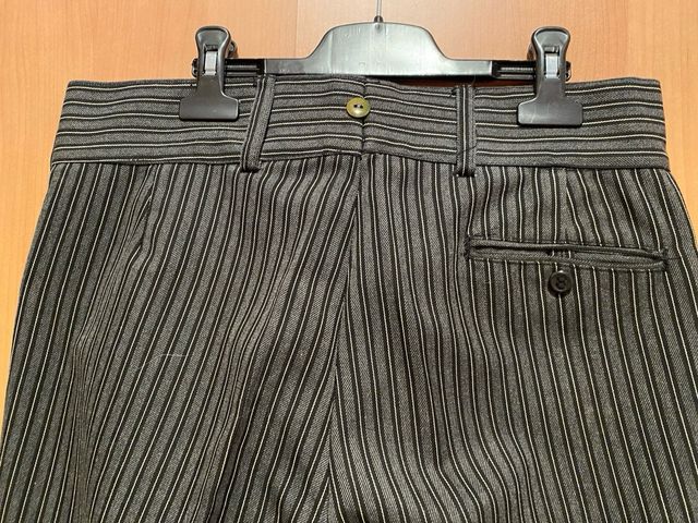 Pantalón estilo fallero