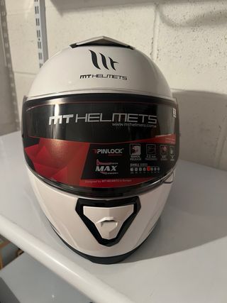 Casco integral de moto MT Helmets