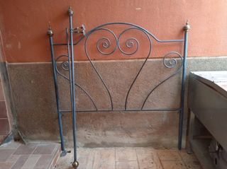 cabecero de forja con barra de cortinas cortinas j