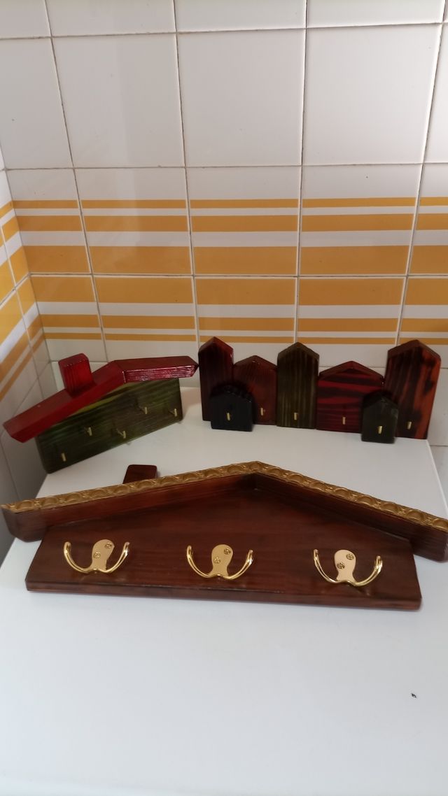 Cabides artesanais de parede