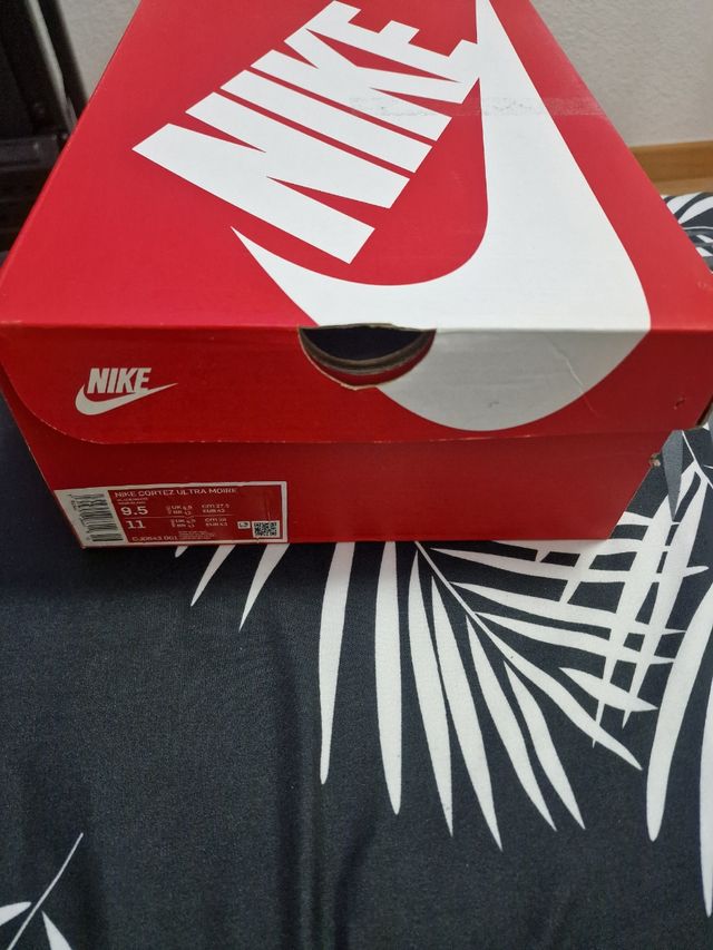 Nike cortez ultra Moire.