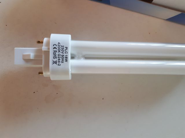 Fluorescente bajo consumo 18W