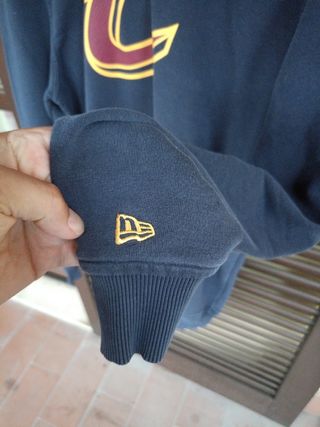 Felpa blu New Era Cleveland Cavaliers XL