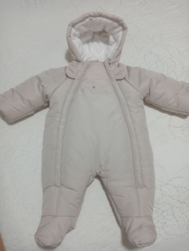 BUZO NUEVO‼️ BEBÉ‼️ COLOR NEUTRO ‼️