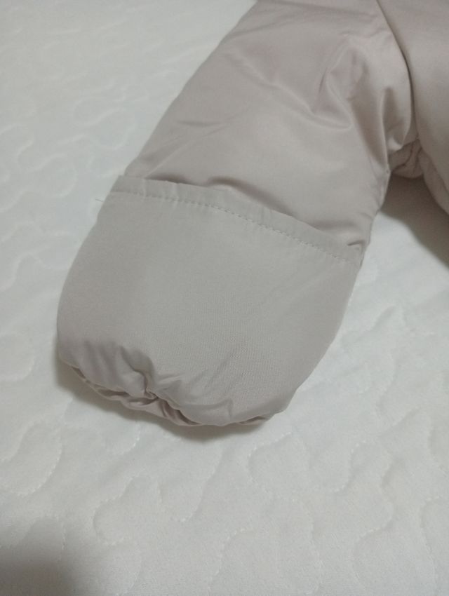 BUZO NUEVO‼️ BEBÉ‼️ COLOR NEUTRO ‼️