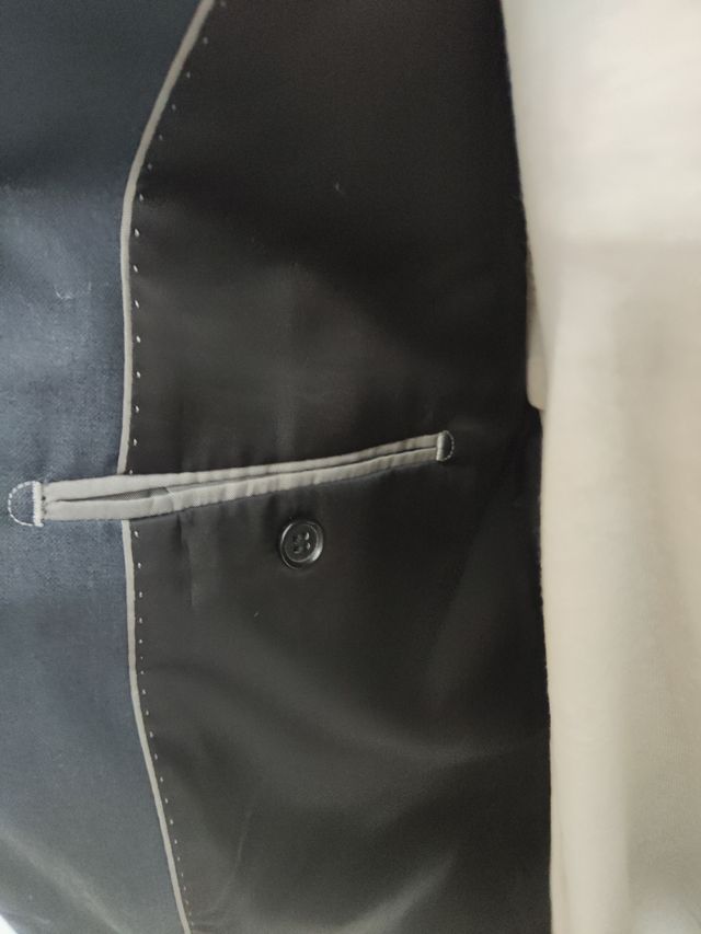 Abito completo giacca e pantalone grigio