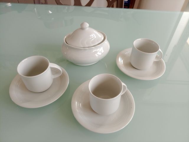 Tazzine da caffè con zuccheriera 