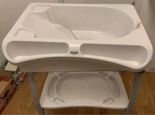 Fasciatoio Pieghevole con vaschetta-Brevi