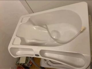 Fasciatoio Pieghevole con vaschetta-Brevi