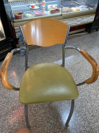 Tavoli e sedie da caffetteria