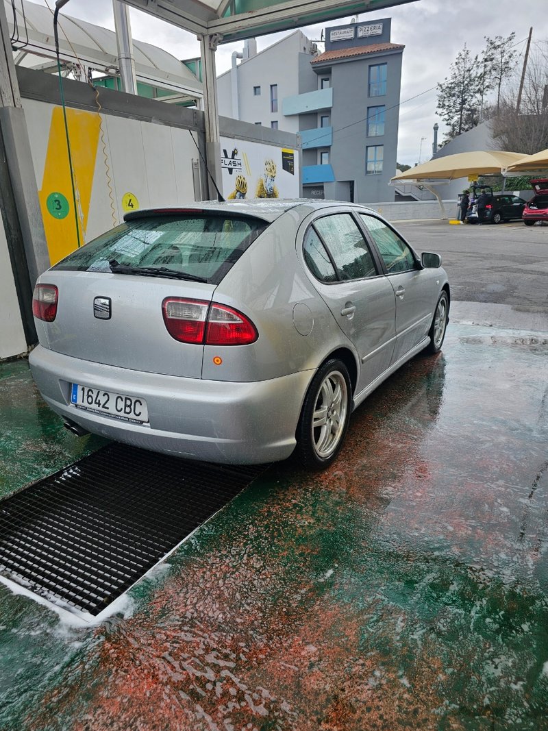 SEAT Leon 2002 - foto 1