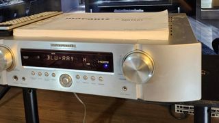 Marantz NR-1501 AV receptor 7.1 canales Slim